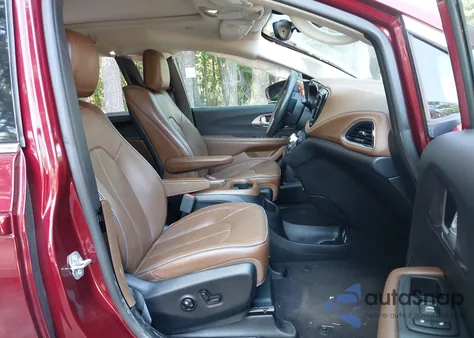 2017 Chrysler Pacifica Limited z USA, uszkodzony, nr VIN 2C4RC1GG0HR739913